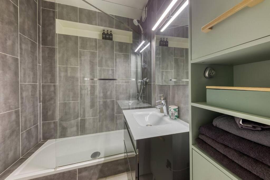 Apartment L'industriel - 2'mn Du Métro - Aux Portes De Paris
